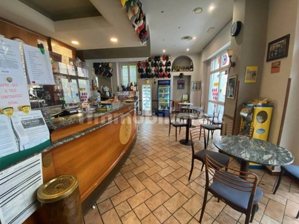 negozio in affitto a Meda