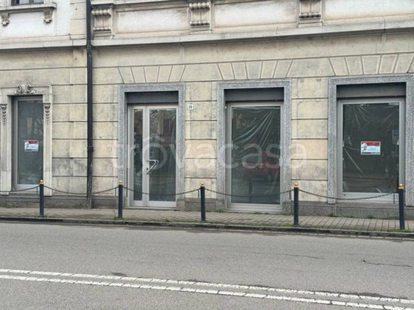 negozio in affitto a Meda