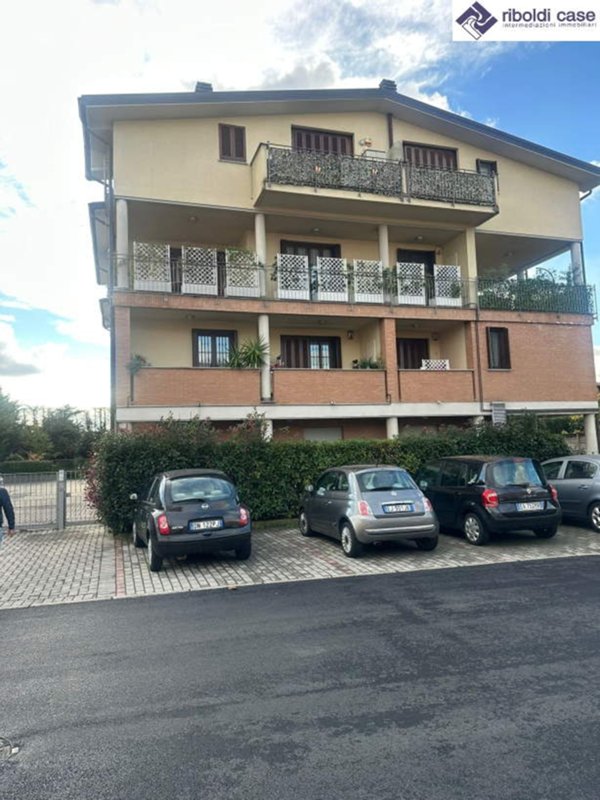 appartamento in affitto a Meda