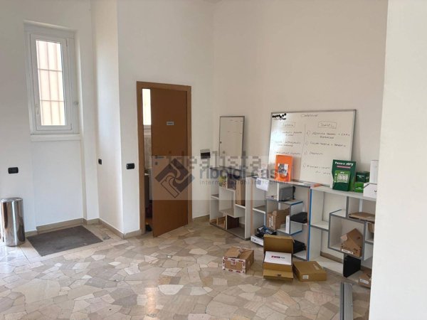 ufficio in affitto a Meda