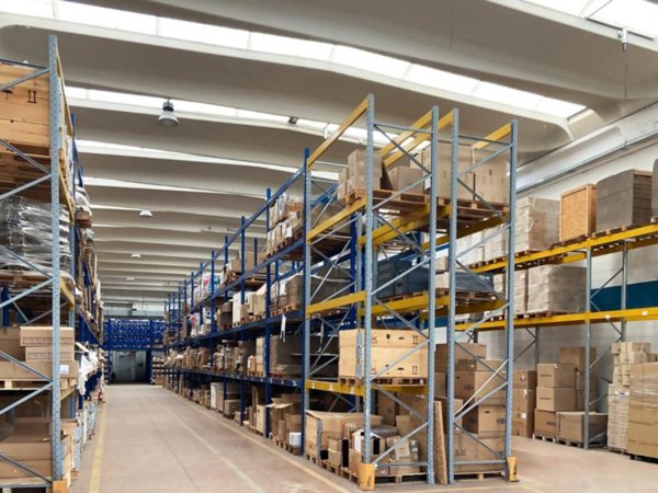 locale commerciale in affitto a Mezzago