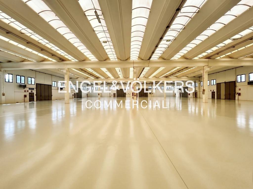 capannone in affitto a Mezzago