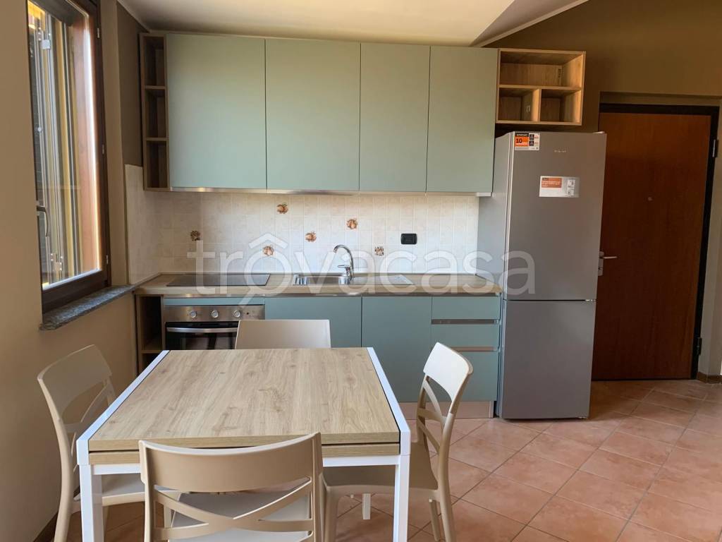 appartamento in affitto a Mezzago