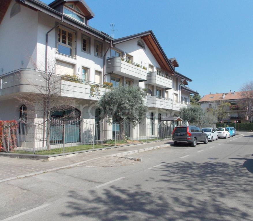 appartamento in affitto a Monza in zona Ospedale San Gerardo