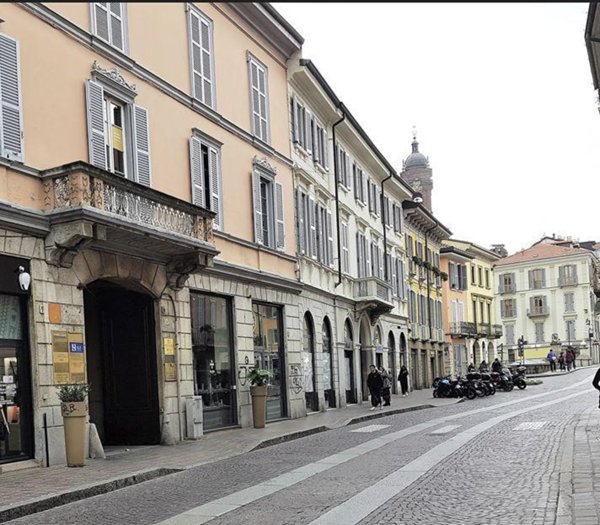 ufficio in affitto a Monza in zona Centro Storico