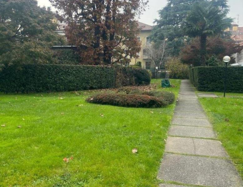 appartamento in affitto a Monza in zona Centro Storico