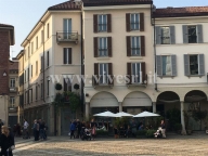 negozio in affitto a Monza in zona Centro Storico