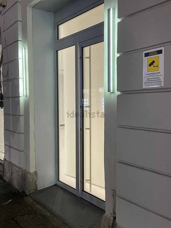 negozio in affitto a Monza