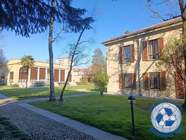 appartamento in affitto a Monza in zona Centro Storico