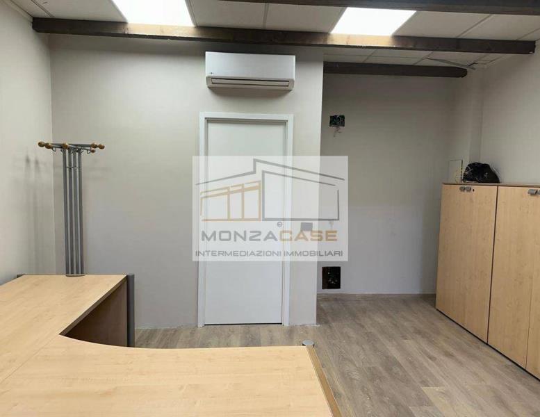 ufficio in affitto a Monza