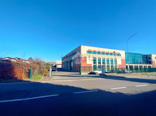 ufficio in affitto a Monza