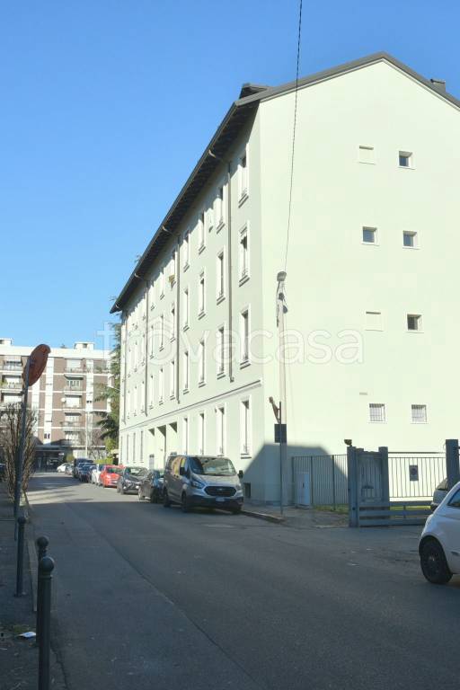 ufficio in affitto a Monza