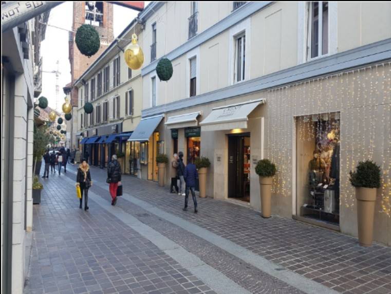negozio in affitto a Monza in zona Centro Storico