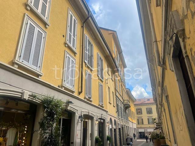 appartamento in affitto a Monza in zona Centro Storico