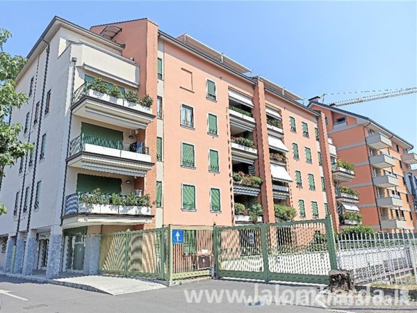 appartamento in affitto a Monza in zona Centro Storico