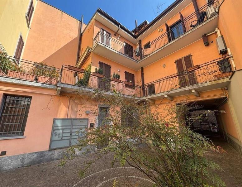 appartamento in affitto a Monza in zona Centro Storico