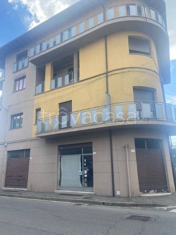 quadrivano in affitto a Monza