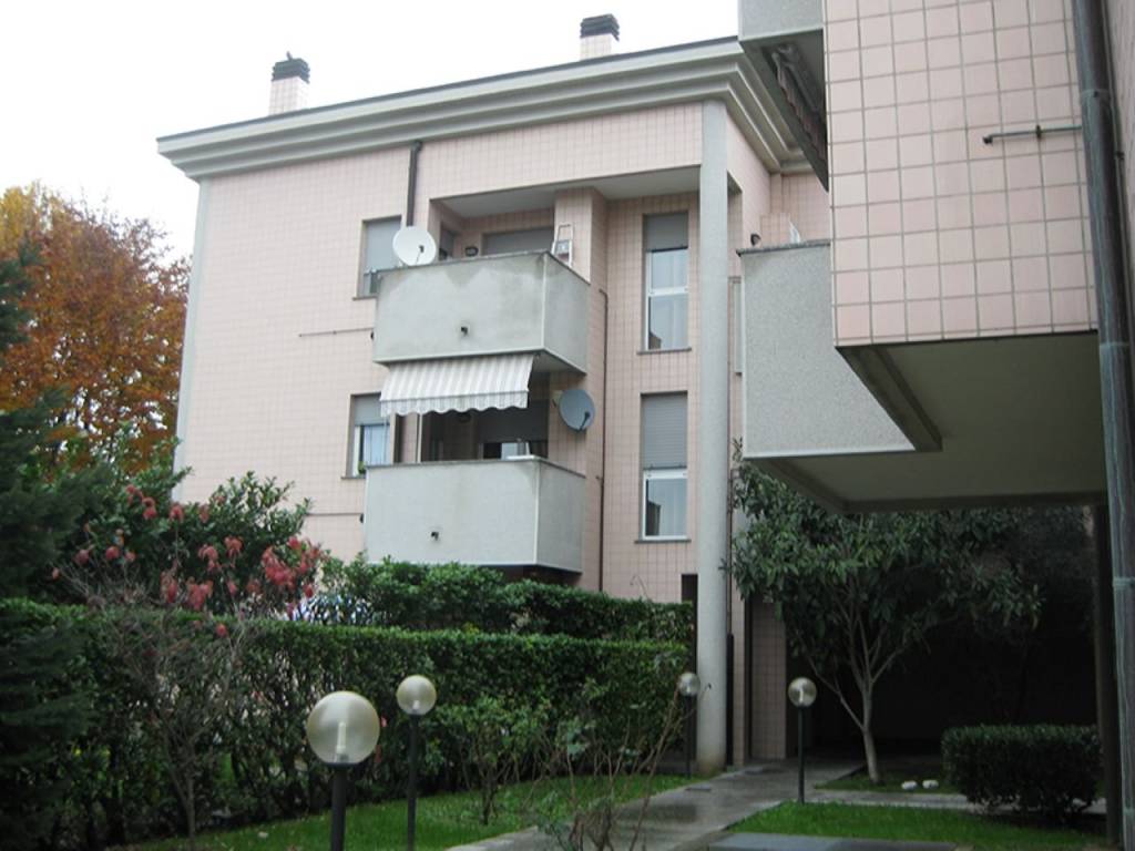 appartamento in affitto a Monza