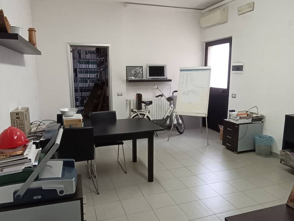 ufficio in affitto a Monza