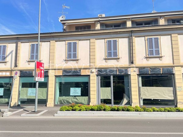 negozio in affitto a Monza in zona Centro Storico