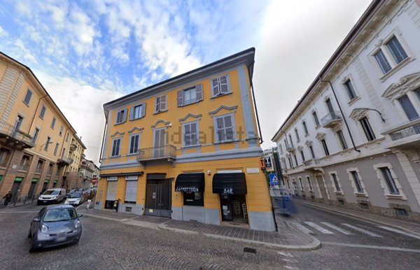 negozio in affitto a Monza in zona Centro Storico