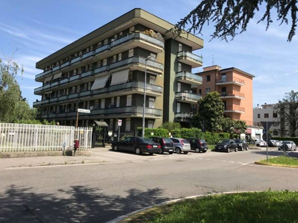 appartamento in affitto a Monza