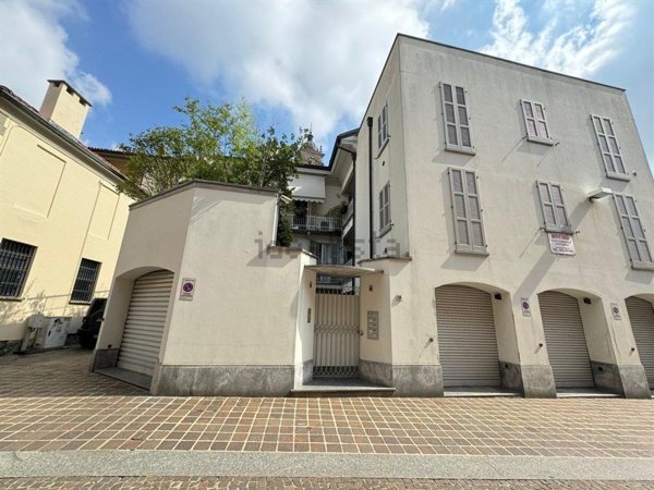 appartamento in affitto a Monza in zona Centro Storico