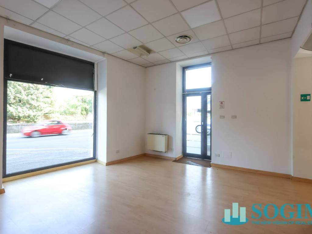 negozio in affitto a Monza