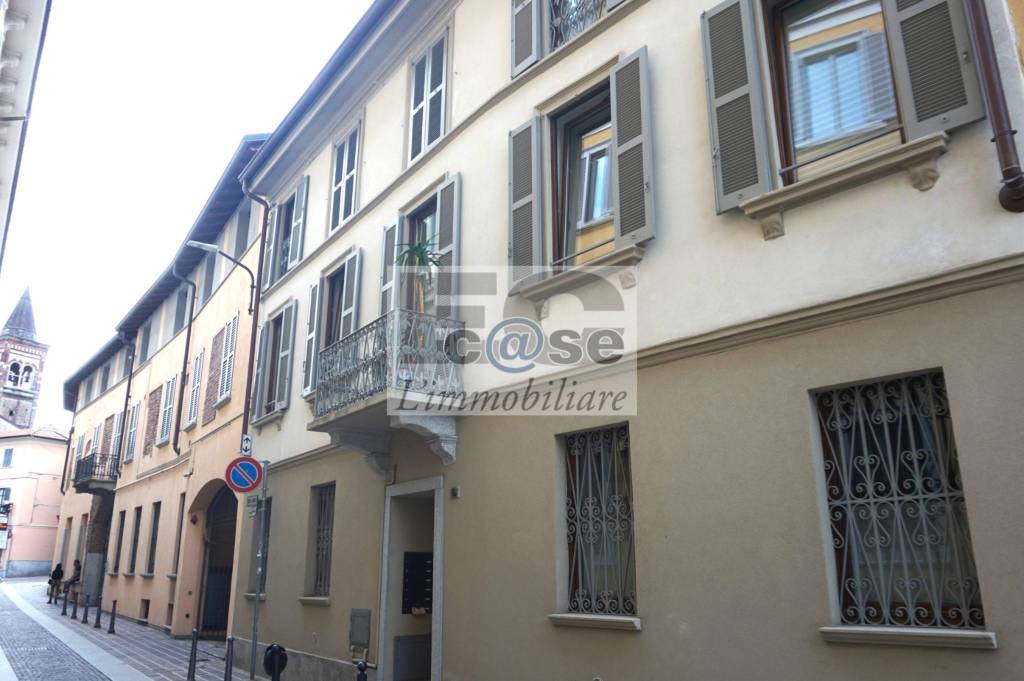appartamento in affitto a Monza in zona Centro Storico