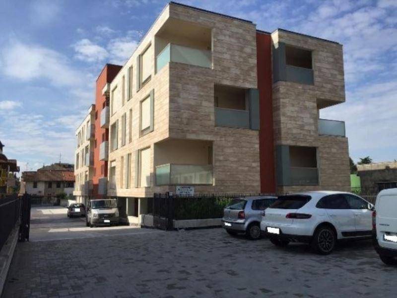 appartamento in affitto a Monza in zona Ospedale San Gerardo