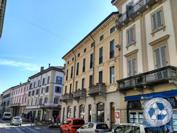 appartamento in affitto a Monza in zona Centro Storico