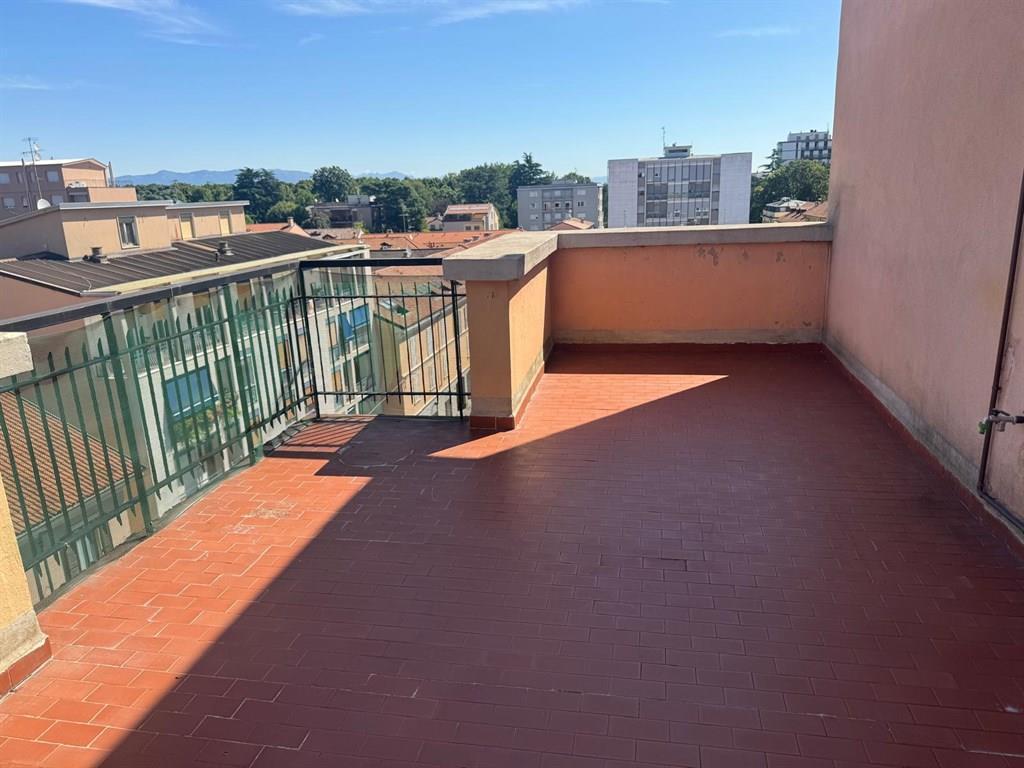 appartamento in affitto a Monza in zona Centro Storico