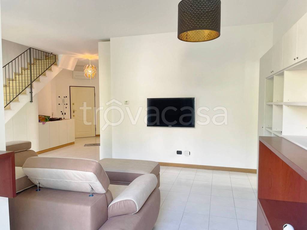 appartamento in affitto a Monza in zona Ospedale San Gerardo