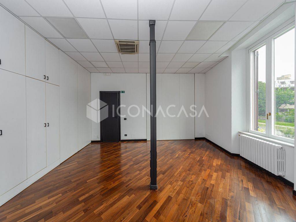 ufficio in affitto a Monza in zona Centro Storico