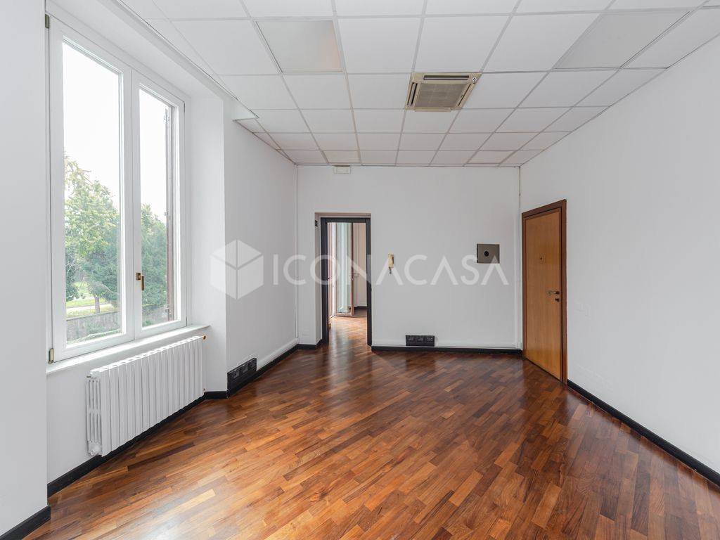 ufficio in affitto a Monza in zona Centro Storico