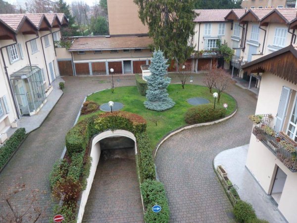 appartamento in affitto a Monza in zona Centro Storico