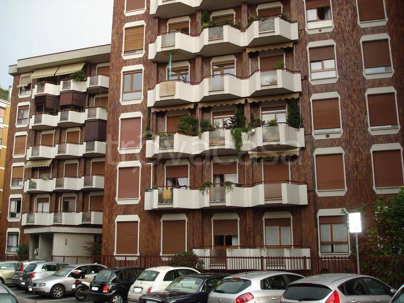 appartamento in affitto a Monza in zona Centro Storico