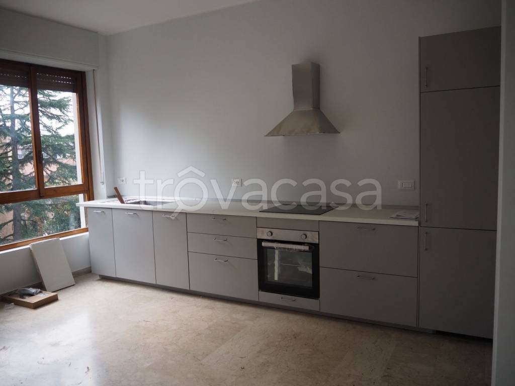 appartamento in affitto a Monza in zona Centro Storico