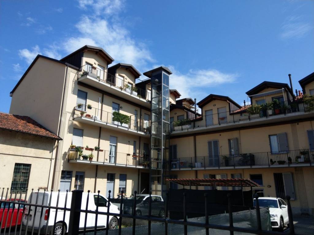 appartamento in affitto a Monza