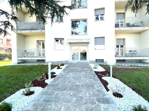 appartamento in affitto a Monza
