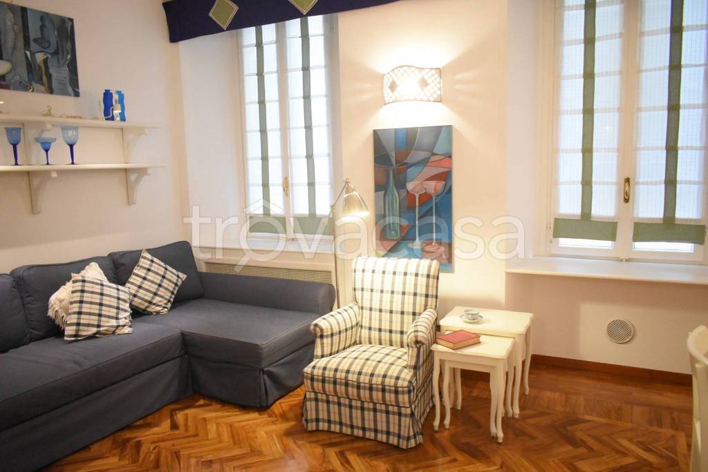 appartamento in affitto a Monza in zona Centro Storico