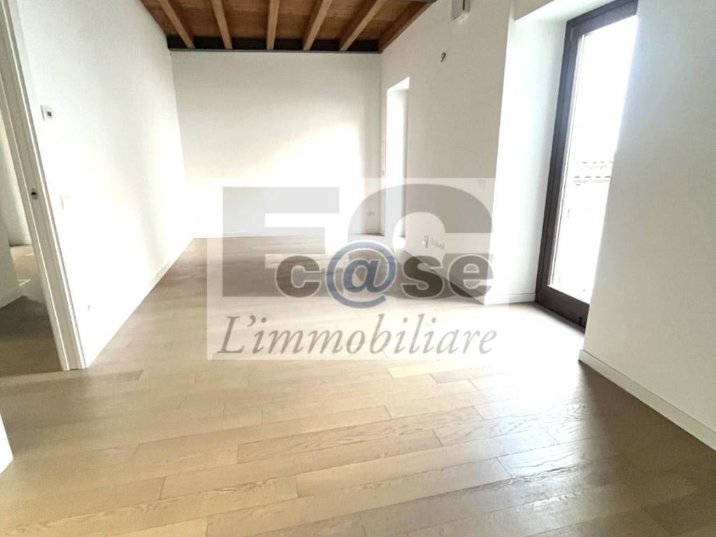 appartamento in affitto a Monza in zona Centro Storico