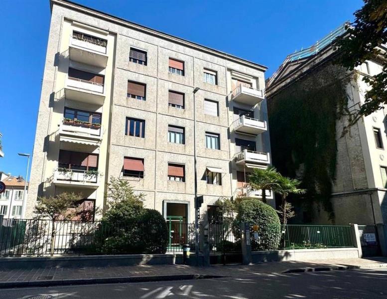 appartamento in affitto a Monza in zona Centro Storico