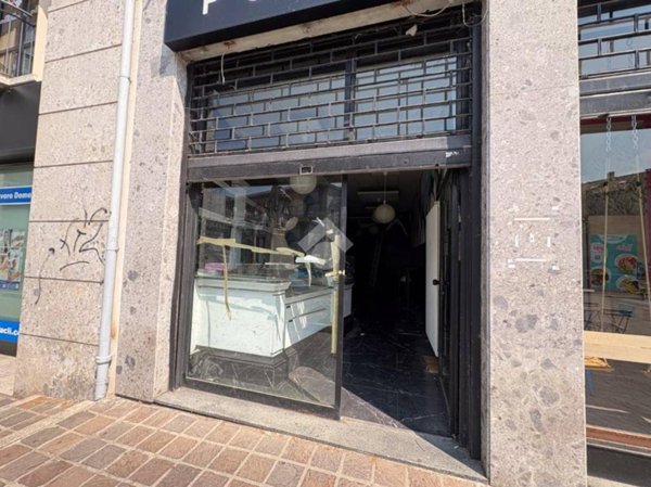 negozio in affitto a Monza in zona Centro Storico
