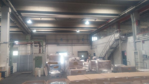 capannone in affitto a Monza