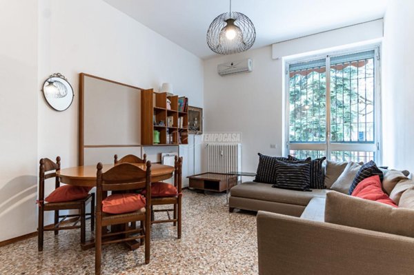 negozio in affitto a Monza in zona Ospedale San Gerardo