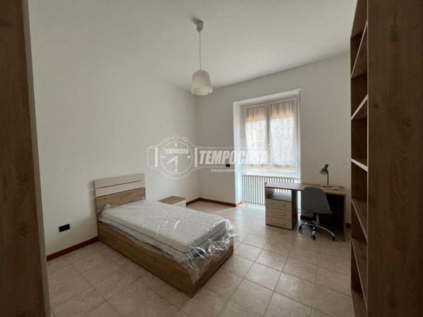 negozio in affitto a Monza in zona Ospedale San Gerardo