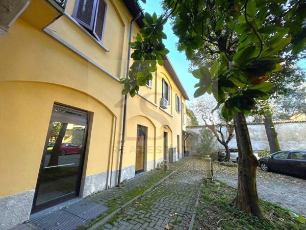 negozio in affitto a Monza in zona Centro Storico