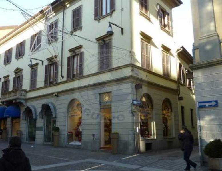 appartamento in affitto a Monza in zona Centro Storico