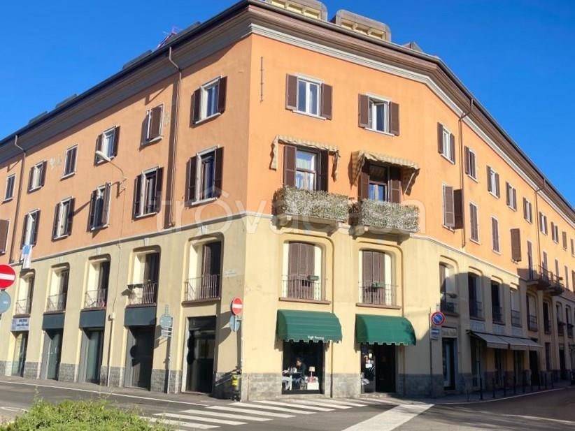 negozio in affitto a Monza in zona Centro Storico